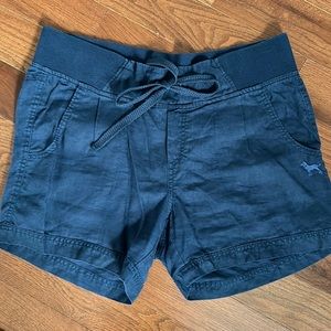 Black Dog linen shorts